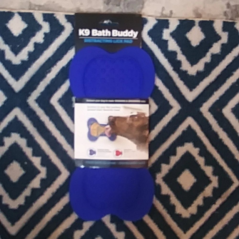K9 Bath Buddy distracting lick pad